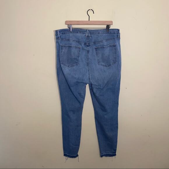 GOOD AMERICAN zipper front skinny jeans size 22 - Picture 2 of 5